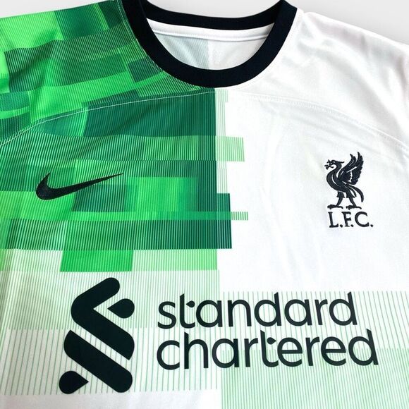 Nike Liverpool FC 23/24 Away Jersey Green/White DX2732-101 Womens size M New NWT - Picture 3 of 12